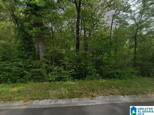 7205 Parkway Dr, Leeds, AL 35094