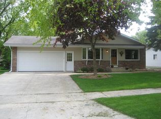 1125 W Decorah Rd, West Bend, WI 53095