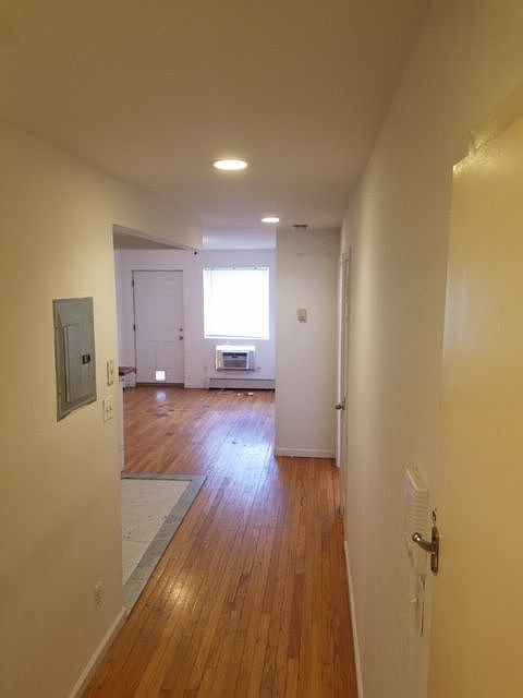 2nd image of 2538 14th St #1