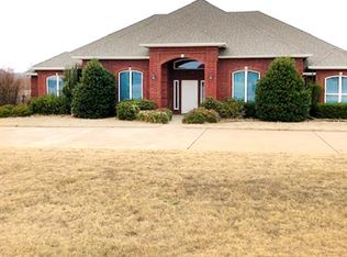 1 Quanah Mountain Rd, Lawton, OK 73507
