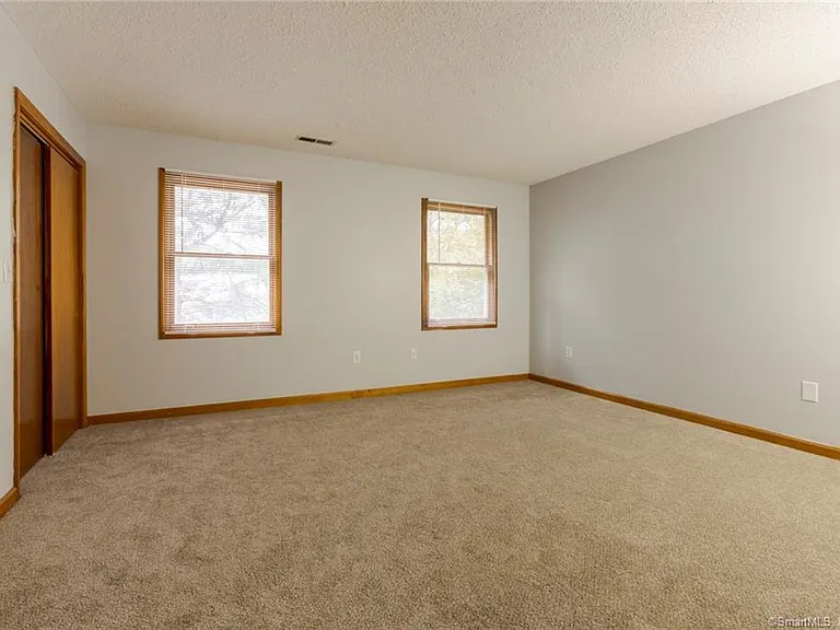 22 Windwood Dr #22 — Photo 17