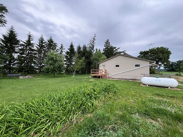 E9147 County Rd W — Photo 15