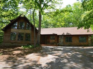 17 Wilson Ln, Fletcher, NC 28732