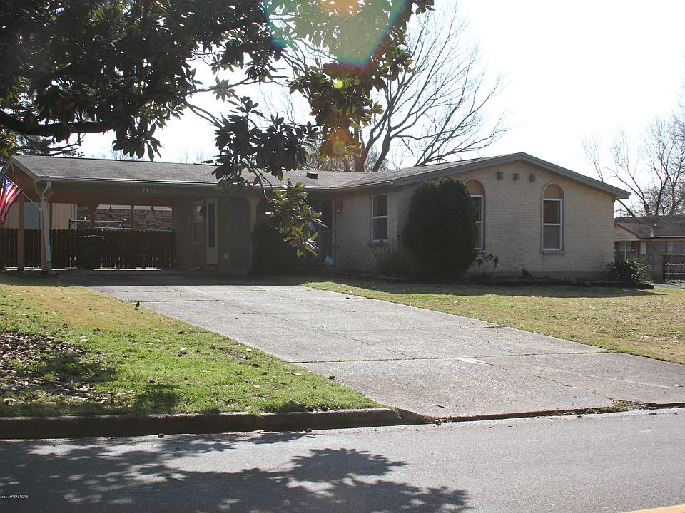 1st image of 7572 Southaven Cir W