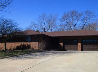 2406 Whitlow Ave, Auburn, NE 68305