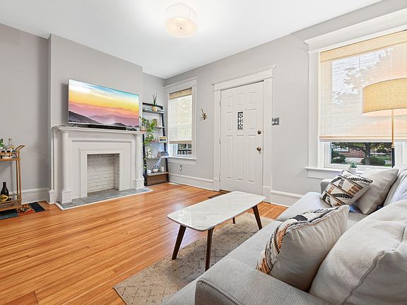 4th image of 1226 E 14th Ave