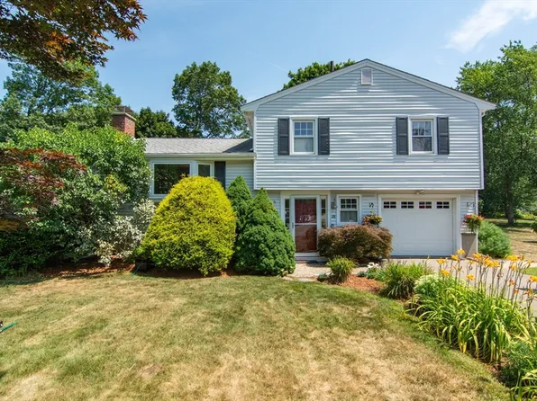 28 Greenleaf Cir, Framingham, MA 01701
