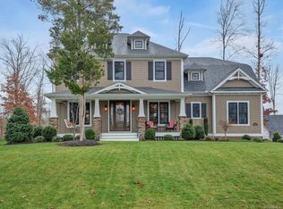 2125 Farnborough Dr, Midlothian, VA 23112