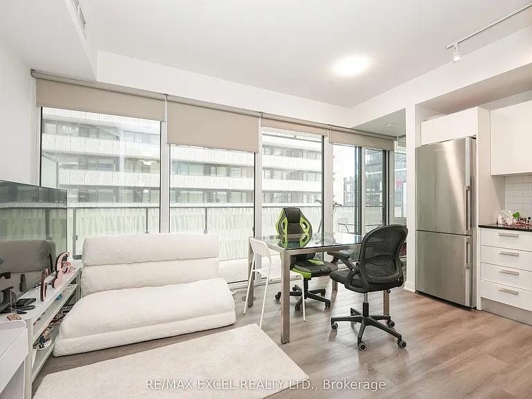 42 Charles St E #510 — Photo 2