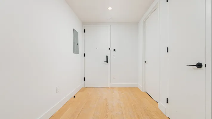 Rented by Nooklyn NYC LLC | media 97