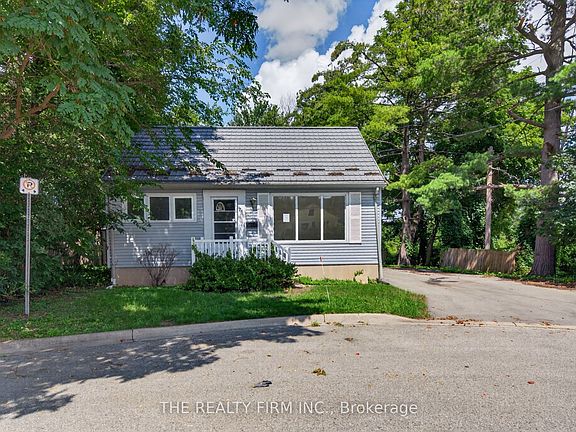 2nd image of 24 Fairview Ct