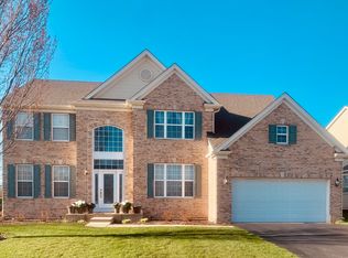 6060 Irene Dr, Hoffman Estates, IL 60192