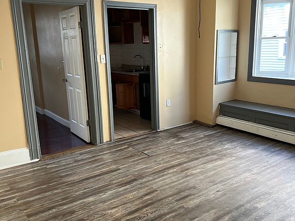 4th image of 117-119 Ontario St #2