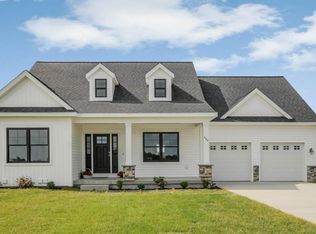 664 Norway Ln, Coopersville, MI