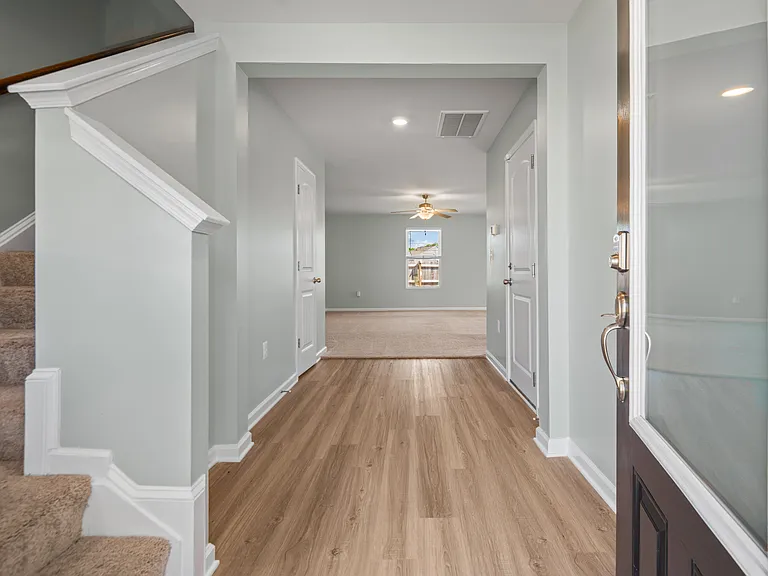 2854 Meadowview Blvd — Photo 5