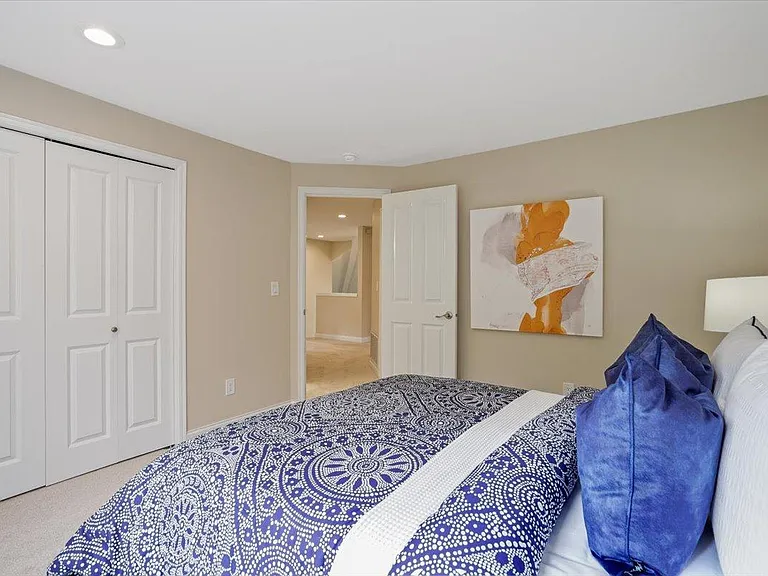 24275 SE 1st Pl — Photo 38