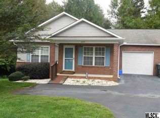 2539 26th Ave NE, Hickory, NC 28601