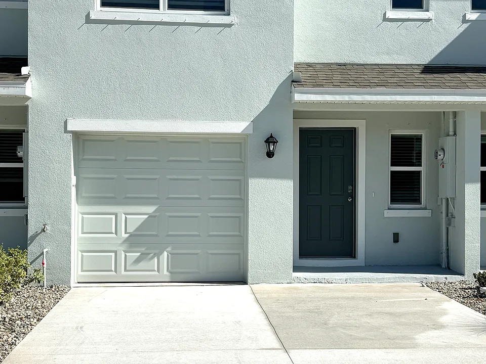 356 Blue Moon Dr