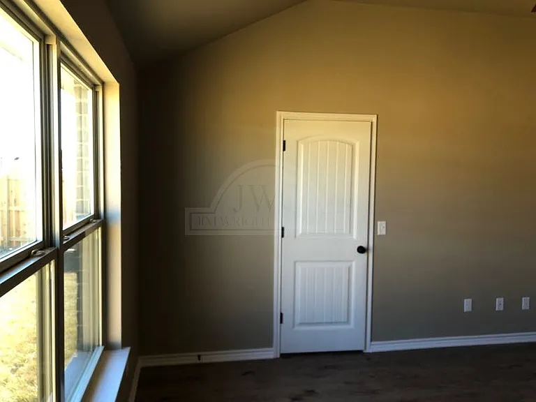4314 Hunters Place Dr — Photo 9