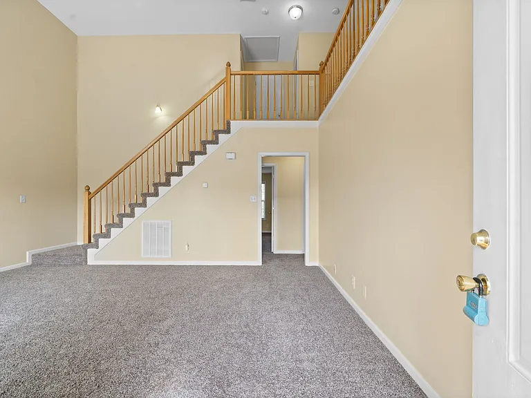 3404 Dresden Way — Photo 3