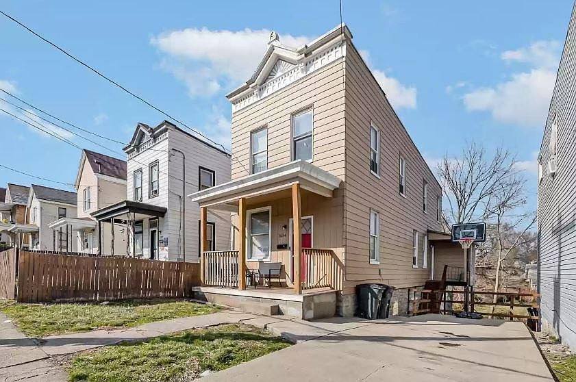 1st image of 3654 Glenway Ave #1