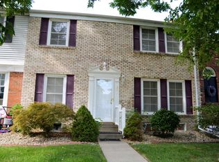 260 Jamestown Rd, Macomb, IL 61455