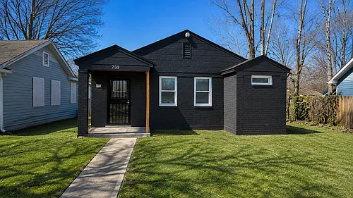 731 David St Photo 1