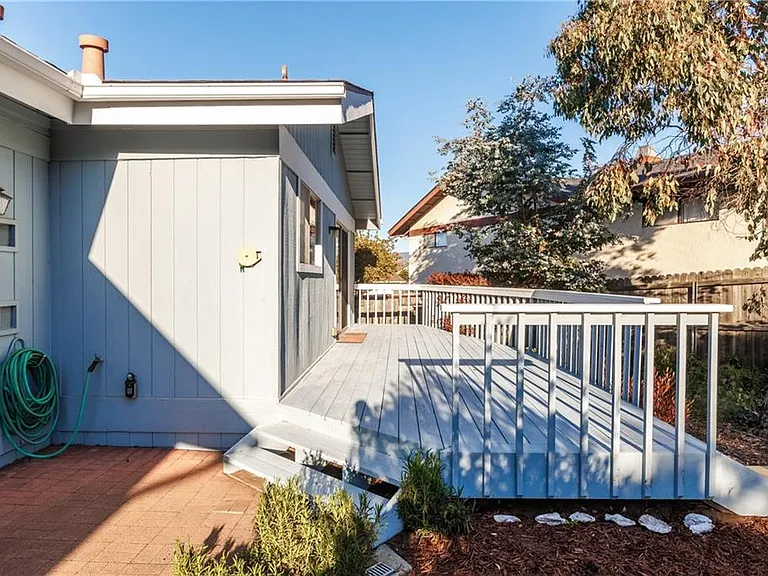 2440 Oak Ridge Dr — Photo 25