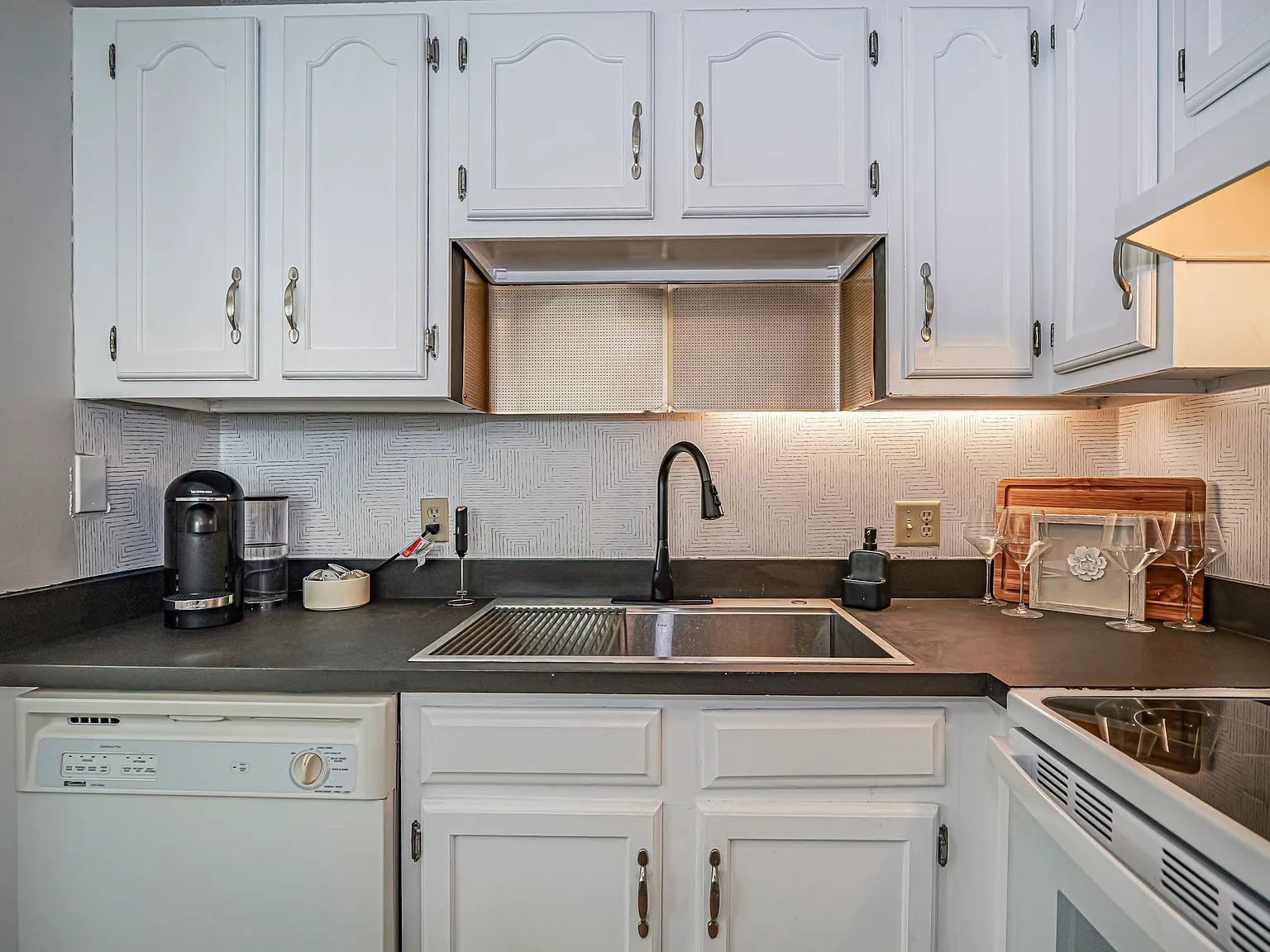 2 bed, 962 sqft, $1,800 — Photo 4