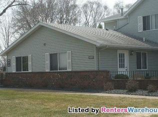 4197 Centerville Rd, Vadnais Heights, MN 55127