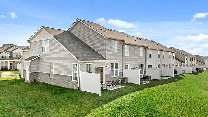 448 Alcott Way — Photo 20