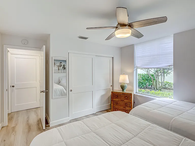 207 Mainsail Cir — Photo 32