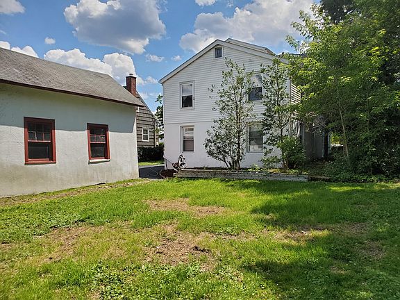 4th image of 15 Tuckahoe Ave #1