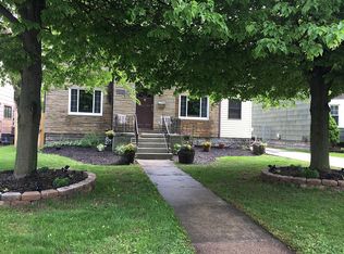 1411 Eggert Rd, Amherst, NY 14226