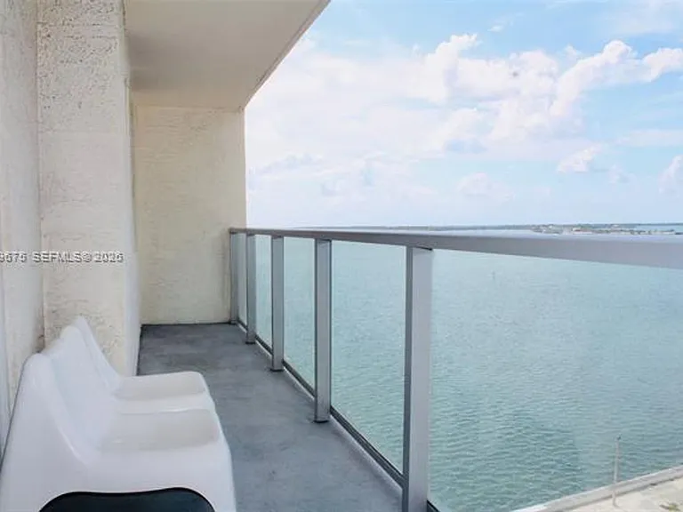 1155 Brickell Bay Dr #1205 — Photo 3