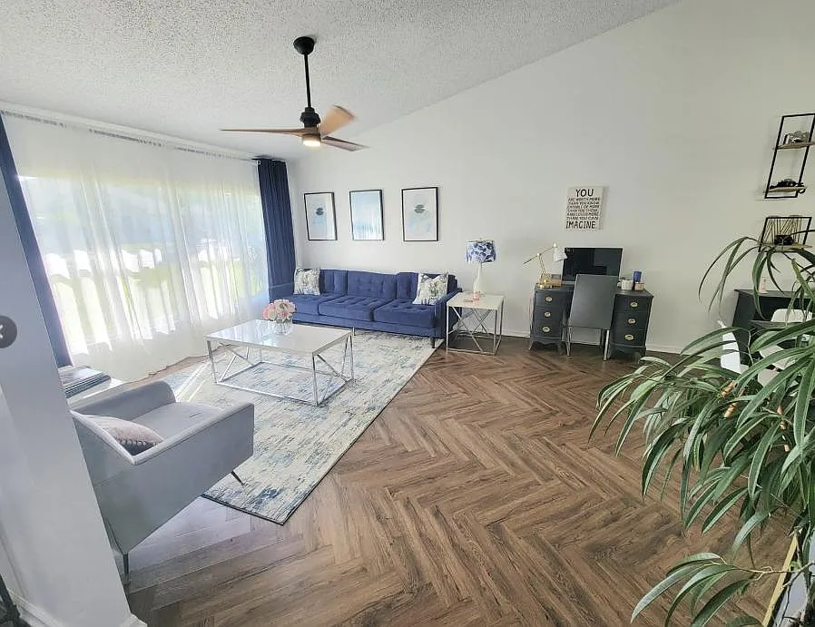 4 bed, 2208 sqft, $2,300 — Photo 4