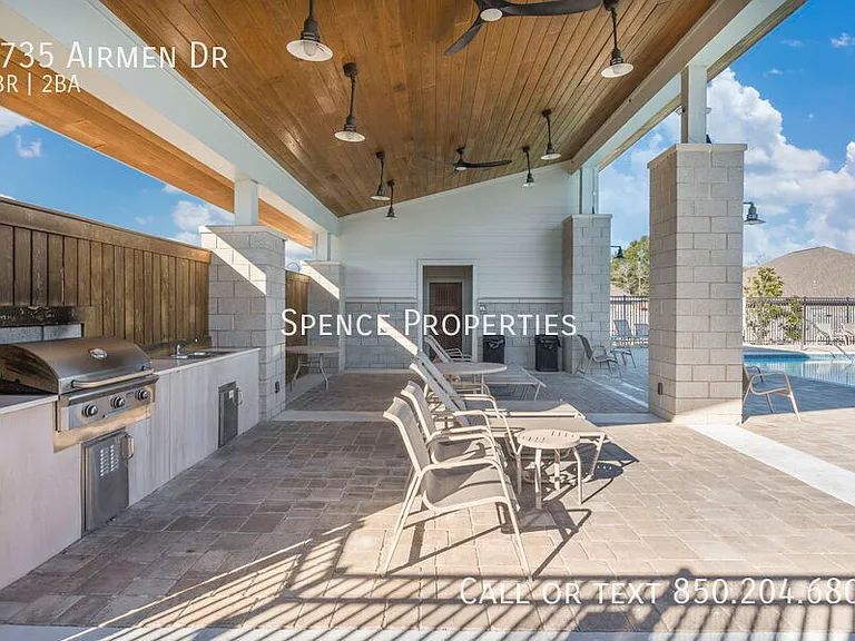 4735 Airmen Dr — Photo 11