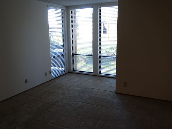 4th image of 1171 Compass Ln APT 291