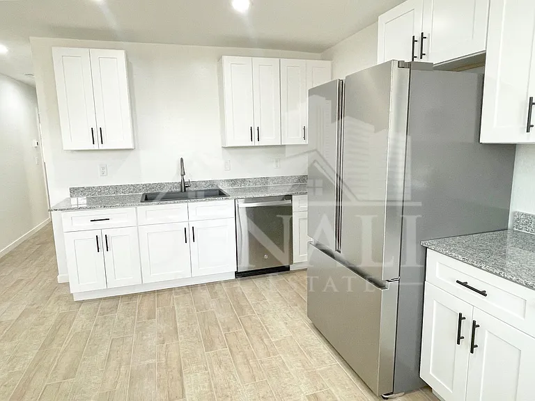 733 S 96th Pl #2 — Photo 7