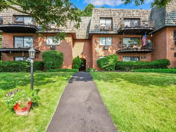 2 Briarcliff Drive S #14, Ossining, NY 10562