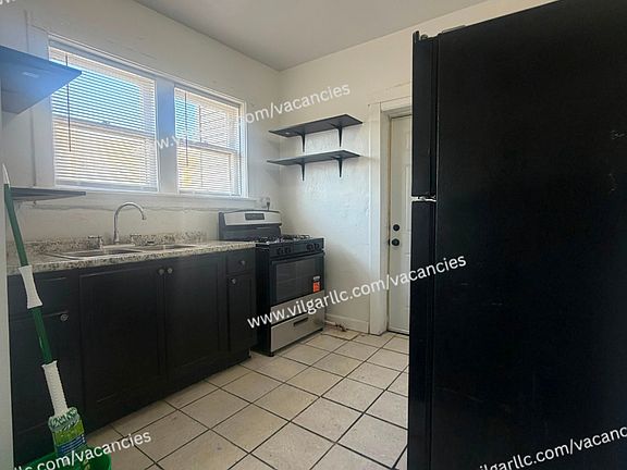 3rd image of 1514 W 5th Ave APT 3