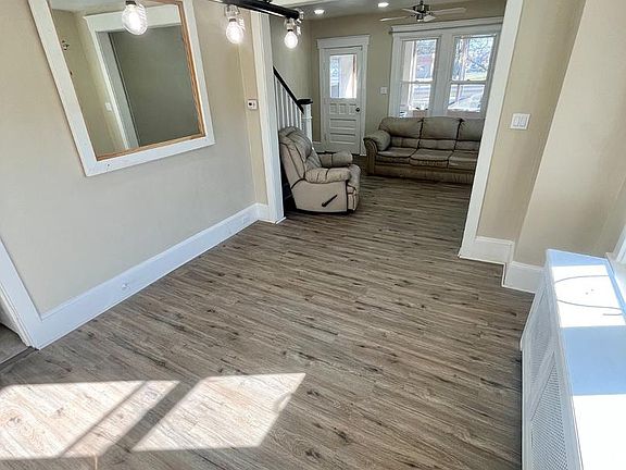 2nd image of 321 Union Ave
