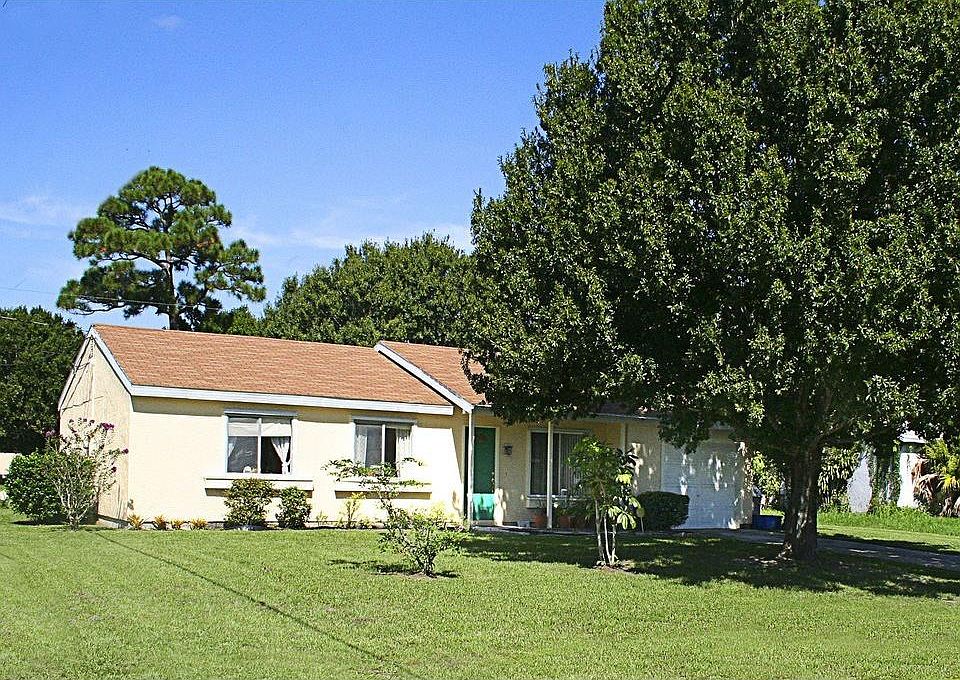 1st image of 2471 7th Ct SW