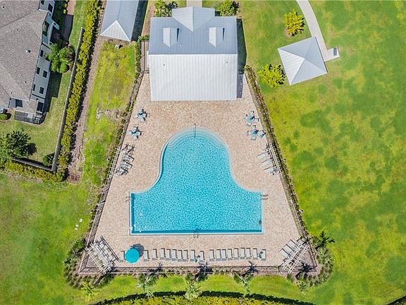 3rd image of 1951 Lake Waters Pl