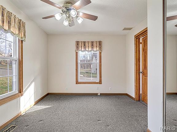 5th image of 242 Madison Ave