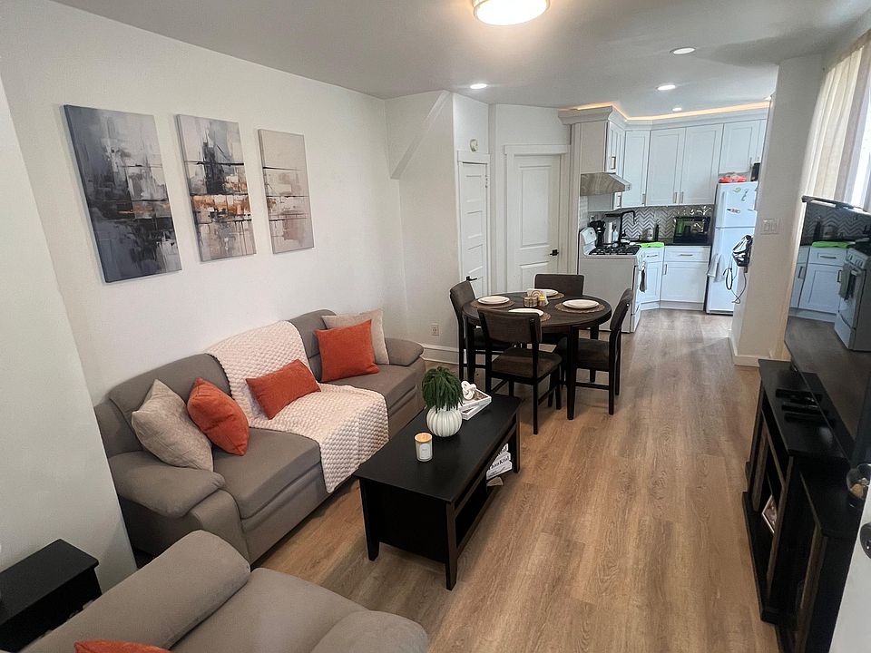 1st image of 4500 McKinley St #1
