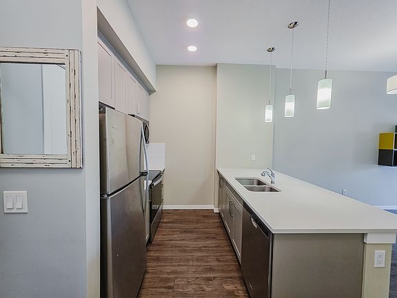 4th image of 30 Mahogany Mews SE