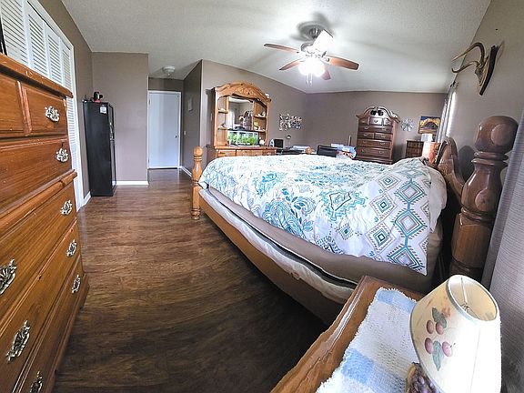 4th image of 307 Blountsville St NE