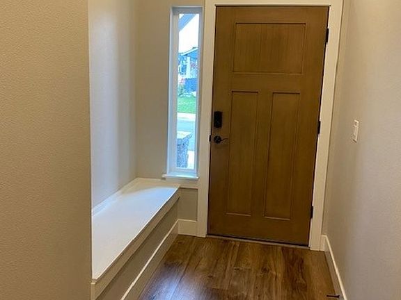 3rd image of 16505 NE 83rd St