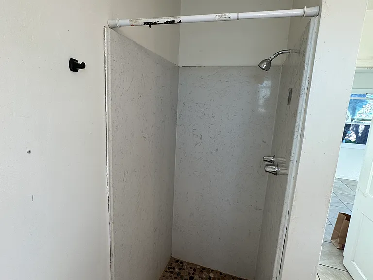 14511 Lakeshore Dr #4 — Photo 8